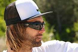 Seb Cattelan se remet au windsurf