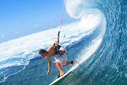 Rencontre avec les pionniers du kitesurf !