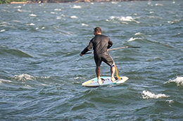 Dave Kalama en SUP foil dans les Gorge